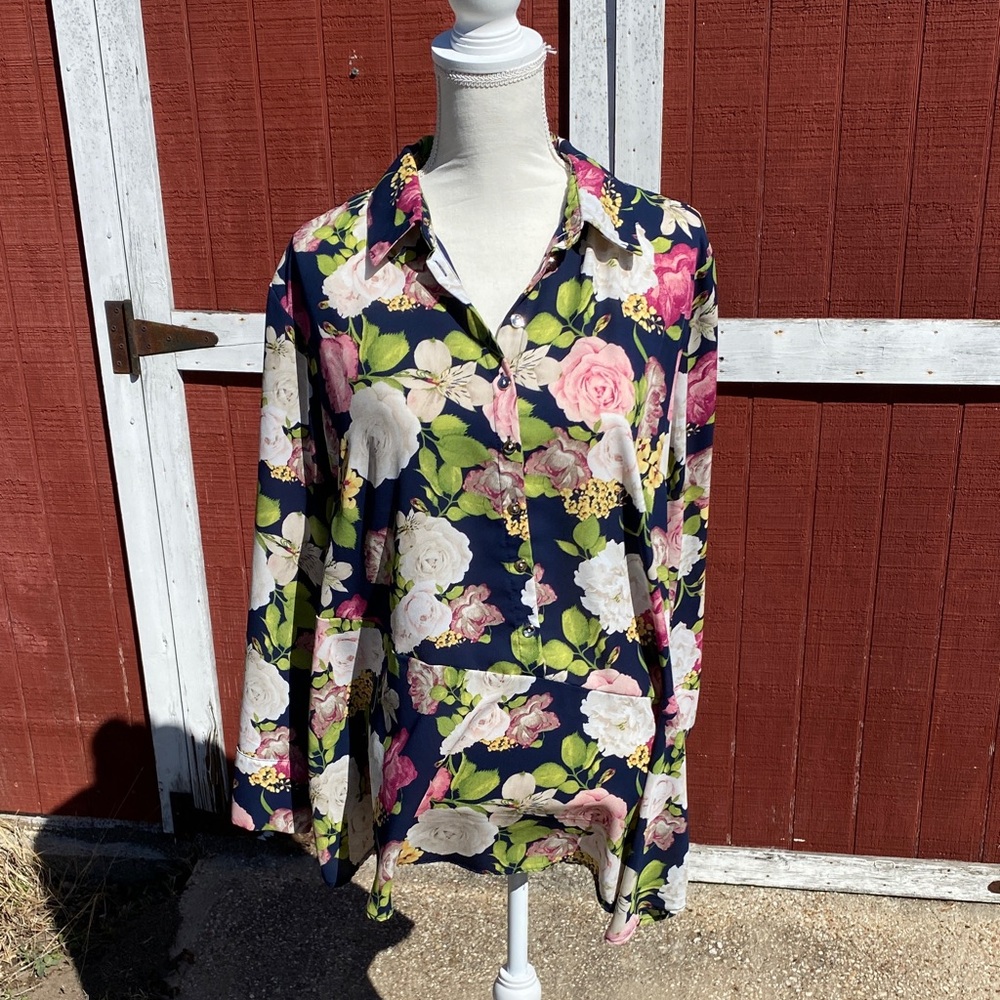 4/$20 floral Cato blouse